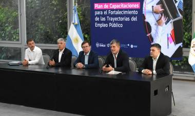 MODERNIZACIÓN DEL ESTADO: EL GOBIERNO PROVINCIAL PRESENTÓ EL PROGRAMA DE FORMACIÓN 2025 DEL CEFCA PARA EMPLEADOS PÚBLICOS