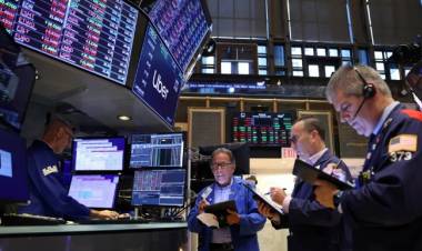 MERCADOS EN ROJO MIENTRAS CRECEN LAS PREGUNTAS SOBRE EL ACUERDO CON EL FMI