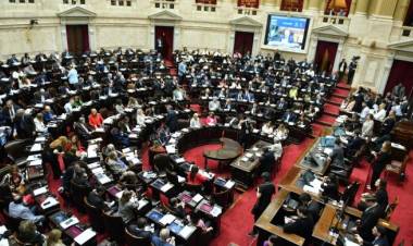 ASAMBLEA LEGISLATIVA: LA AUSENCIA DE LOS BLOQUES K Y DE LA IZQUIERDA MOSTRARÁ UNA FOTO DEL ENFRENTAMIENTO CON MILEI