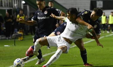 BANFIELD-INDEPENDIENTE: 22 MINUTOS DE JUEGO Y UN PATADÓN