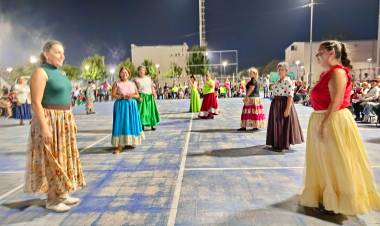 ADULTOS MAYORES: PRIMER FOGÓN DEL ENCUENTRO EN EL POLIDEPORTIVO JAIME ZAPATA