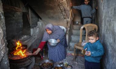 FAMILIARES DE REHENES PIDEN AL TRIBUNAL SUPREMO QUE REVOQUE EL CORTE DE LUZ A GAZA