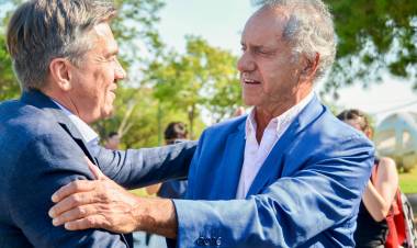 EL GOBERNADOR ZDERO RECIBIÓ A SCIOLI Y PRESENTÓ “DESTINO CHACO”. ADEMÁS, SE ADELANTÓ LO QUE SERÁ LA BIENAL 2026