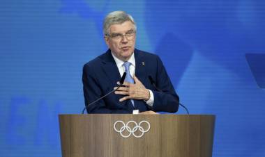 THOMAS BACH FUE NOMBRADO PRESIDENTE HONORARIO VITALICIO DEL COI