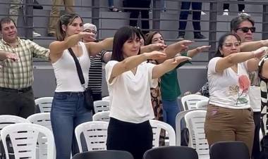 RED APRENDE: CUATRO JORNADAS INTENSAS DE FORMACIÓN DOCENTE PARA FORTALECER EL LIDERAZGO E INNOVACIÓN EDUCATIVA