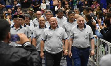 VIGILIA EN HONOR A LOS HÉROES DE MALVINAS EN VILLA ÁNGELA A 43° AÑO DE LA RECUPERACIÓN DE LAS ISLAS