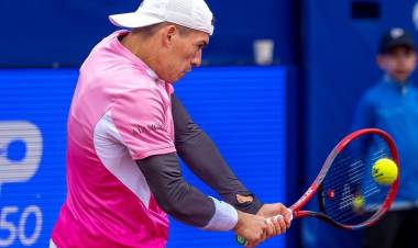 SEBASTIÁN BÁEZ, SIN BROCHE PARA UN POSITIVO INICIO EN LA GIRA EUROPEA