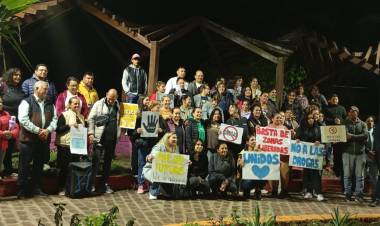 POCOS, PERO RUIDOSOS: EL GRITO PACÍFICO DE VILLA ÁNGELA POR SUS HIJOS