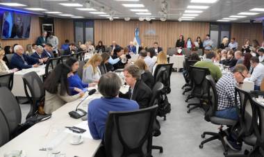 LA OPOSICIÓN AVANZA CON LA DISCUSIÓN JUBILATORIA EN EL CONGRESO 