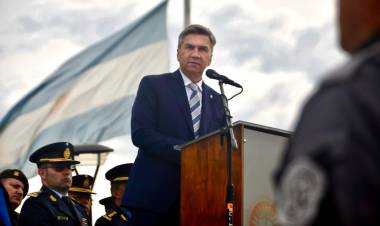 EL GOBERNADOR ZDERO ACOMPAÑÓ AL SERVICIO PENITENCIARIO PROVINCIAL EN UN NUEVO ANIVERSARIO