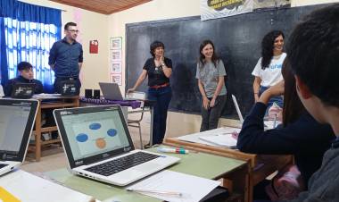 ESCUELAS RURALES MEDIADAS POR TIC: REPRESENTANTES DE EDUCACIÓN Y DE UNICEF ESTUVIERON EN SEDES DE CHARADAI