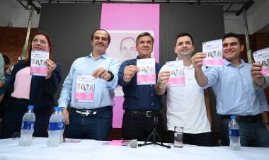 SÁENZ PEÑA: “EL DOMINGO SE ELIGE LA POSIBILIDAD DE SEGUIR AVANZANDO Y CON ORDEN”, EXPRESÓ ZDERO