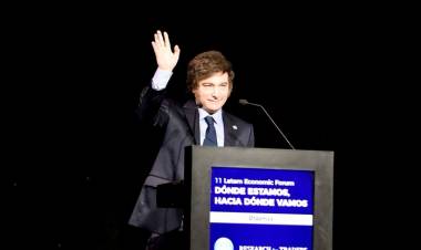 MILEI Y CAPUTO PRESIONAN PARA CONSEGUIR LOS DÓLARES DE ABAJO DEL COLCHÓN