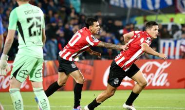 A ESTUDIANTES LE BASTÓ UN TIEMPO PARA ACOMODARSE EN LA LIBERTADORES