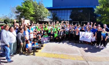 POLIDEPORTIVO JAIME ZAPATA: ENCUENTRO PROMOCIONAL “CHACO JUEGA 2025” DE ADULTOS MAYORES