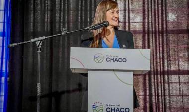GRAL PINEDO: LA VICEGOBERNADORA SCHNEIDER ENCABEZÓ EL ACTO POR EL 113º ANIVERSARIO DE LA CIUDAD Y POR EL 215 ANIVERSARIO DE LA REVOLUCIÓN DE MAYO