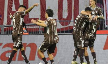 UN GOLAZO DE MAINERO PARA LA CONSAGRACIÓN DE PLATENSE COMO CAMPEÓN DEL TORNEO APERTURA