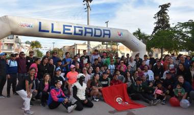 SE REALIZÓ LA PRIMERA MARATÓN DE LA PARROQUIA SAGRADO CORAZÓN DE JESÚS CON EL ACOMPAÑAMIENTO DEL MUNICIPIO