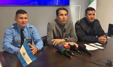DESDE LA JEFATURA DE POLICÍA: SE PRESENTARON LAS ACTIVIDADES POR EL 72° ANIVERSARIO DE LA POLICÍA DEL CHACO