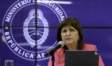 PATRICIA BULLRICH DEFENDIÓ AL POLICÍA QUE BALEÓ A UN NENE DE 7 AÑOS