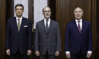 MIENTRAS CORREN LAS OPERACIONES, EN LA CORTE SUPREMA JUEGAN A LAS ESCONDIDAS
