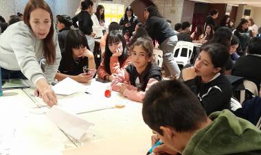 ESTUDIANTES CHAQUEÑOS REPRESENTARON A SUS COOPERATIVAS ESCOLARES EN UN ENCUENTRO NACIONAL