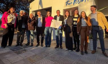 CHARATA: LA VICEGOBERNADORA SCHNEIDER ACOMPAÑÓ LA REAPERTURA DE FUNDACIÓN NUEVO ENFOQUE EN ADICCIONES (FUNEEA)
