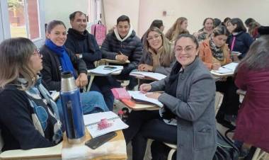 EDUCACIÓN: INICIARON LOS ATENEOS DIDÁCTICOS EN ALFABETIZACIÓN PARA DOCENTES