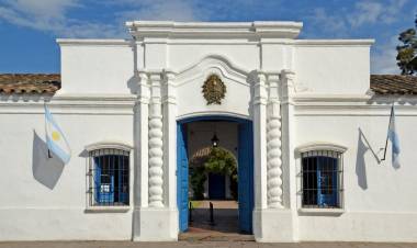EL GOBERNADOR ZDERO ENCABEZARÁ EL ACTO CENTRAL POR EL 9 DE JULIO EN TRES ISLETAS