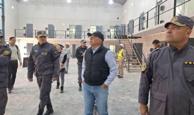 PLAN PROVINCIAL DE SEGURIDAD: MATKOVICH SUPERVISÓ EL AVANCE DE LAS OBRAS EN EL SERVICIO PENITENCIARIO N° II DE SÁENZ PEÑA