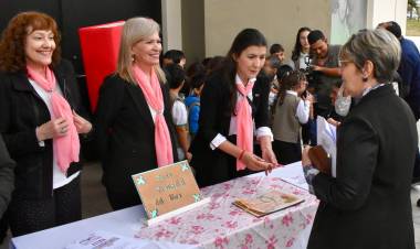 SE INICIÓ LA FERIA DEL LIBRO 2025 “CHACO LEE” EN RESISTENCIA, EN FONTANA Y EN SAN MARTÍN