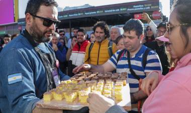 HARINA DE ALGARROBA: LOS PRODUCTOS CHAQUEÑOS SE LUCEN EN LA EXPO RURAL 2025