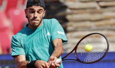 CERÚNDOLO SUPERÓ A ETCHEVERRY Y PASÓ A OCTAVOS DE FINAL EN TORONTO