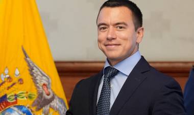 ECUADOR: NOBOA IMPULSA LA INSTALACIÓN DE BASES MILITARES EXTRANJERAS