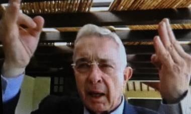 COLOMBIA: CONFIRMARON LA DETENCIÓN DE URIBE