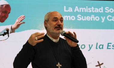 “EL MERCADO NO GARANTIZA EL DESARROLLO Y LA INCLUSIÓN”