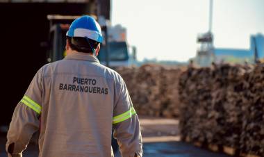 DESDE CHACO A CHINA: EL GOBERNADOR ZDERO CONSTATÓ OTRA HISTÓRICA JORNADA PARA EL PUERTO DE BARRANQUERAS