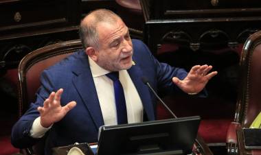 LUIS JUEZ ADMITIÓ QUE ESPERA UNA DISCULPA DE MILEI POR EL ATAQUE DE TROLLS LIBERTARIOS
