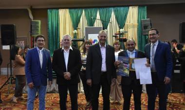 EL INTENDENTE PAPP DESTACÓ LA VOCACIÓN Y EL COMPROMISO DE LOS DOCENTES EN EL ACTO POR EL DÍA DEL MAESTRO