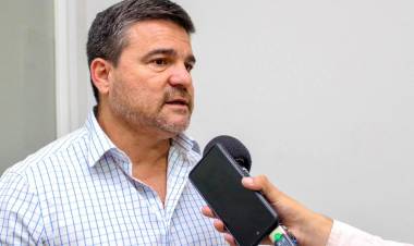 MENESES CRUZÓ CRÍTICAS: “QUIEREN ENSUCIAR, PERO LA SALUD SE ADMINISTRA CON TRANSPARENCIA”