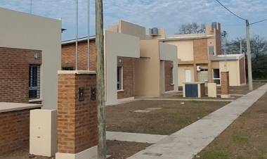 DESPUÉS DEL SORTEO PÚBLICO: 26 FAMILIAS ACCEDERÁN A SU VIVIENDA PROPIA EN EL BARRIO SANTA RITA, DE SÁENZ PEÑA