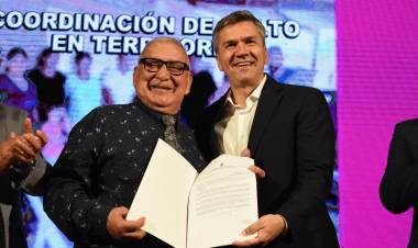 EL GOBERNADOR ZDERO ANUNCIÓ EXIMICIÓN A LAS IGLESIAS PROVINCIALES QUE ADEUDAN BALANCES, EN EL MARCO DEL DÍA DE LOS PASTORES