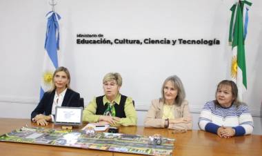 EDUCACIÓN: INICIÓ TALLER SOBRE PROGRAMACIÓN Y ROBÓTICA PARA OPTIMIZAR LA UTILIZACIÓN DE AULAS DIGITALES MÓVILES QUE LLEGARON A JARDINES DE INFANTES
