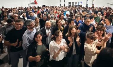 GRAL SAN MARTÍN: MULTITUDINARIO APOYO A LA LISTA 503 CON LA PRESENCIA DE ZDERO