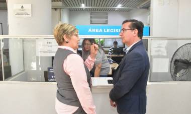 EL EJECUTIVO PRESENTÓ UN PROYECTO DE LEY PARA REGULAR EL USO DE CELULARES EN LAS AULAS