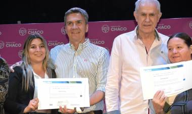 TRANQUILIDAD, SEGURIDAD Y FUTURO: FAMILIAS RESISTENCIANAS YA CUENTAN CON SU CERTIFICADO DEL RUBH