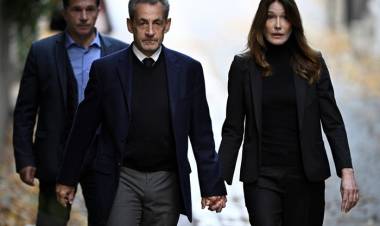 NICOLÁS SARKOZY MARCHÓ PRESO