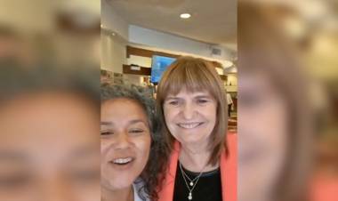 PATRICIA BULLRICH SE LLEVÓ UNA DESAGRADABLE SORPRESA EN UNA RECORRIDA DE CAMPAÑA