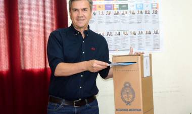 “TODOS A VOTAR PARA QUE OTROS NO DECIDAN EL FUTURO DE LOS CHAQUEÑOS”, EXPRESÓ EL GOBERNADOR ZDERO