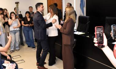 ENTREGA DE DIPLOMAS A LEGISLADORES NACIONALES ELECTOS DEL CHACO